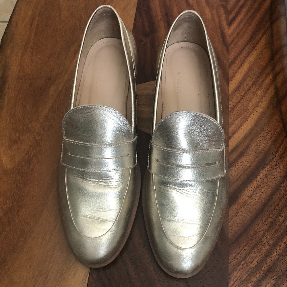 ABLE TATIANA LOAFER Size 7 Metallic